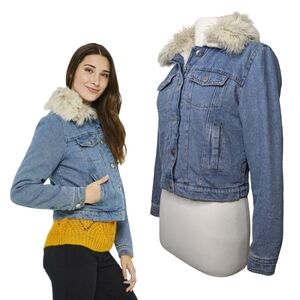 Y2K Trucker Jacket With Faux Fur Trim, Fleece Lined Denim Jacket